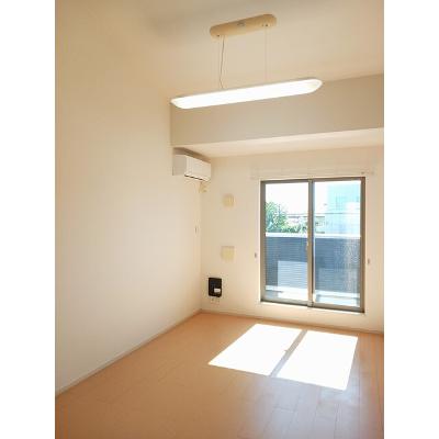 ロータス 202【管理NO：1-016888401-02020】 ★家具家電は申し込み後に搬入しますの物件写真2