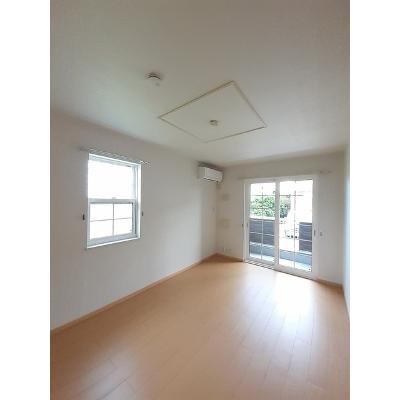 ピアーチェ　Ａ 102【管理NO：1-016325001-01020】 ★家具家電は申し込み後に搬入しますの物件写真2