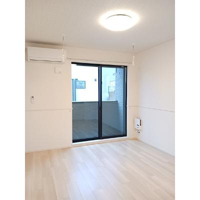 アナンド・ニワス 103【管理NO：1-028628901-01030】 ★家具家電は申し込み後に搬入しますの物件写真2
