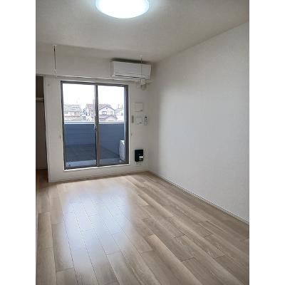 グランドセイバリー 203【管理NO：1-028360501-02030】 ★家具家電は申し込み後に搬入します 2026年08月下旬入居可能の物件写真2