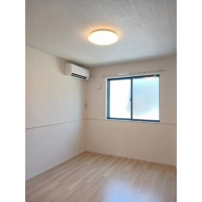 リュウ・フロイデ・Ｃ 101【管理NO：1-028238901-01010】 ★家具家電は申し込み後に搬入します★の物件写真2