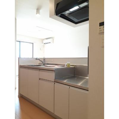 ラハナⅠ 101【管理NO：1-020084701-01010】 ★家具家電は申し込み後に搬入しますの物件写真3