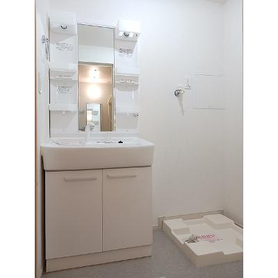 プランドールＣ 205【管理NO：1-018157101-02040】 ★家具家電は申し込み後に搬入します★の物件写真6
