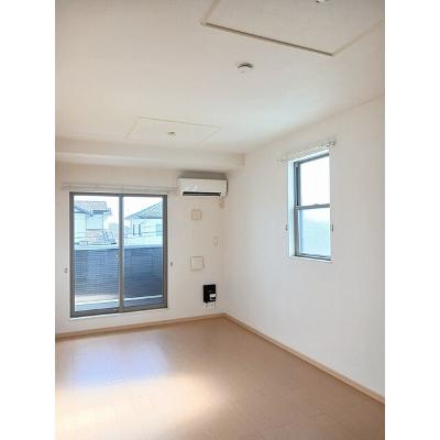ジュピター 201【管理NO：1-016950401-02010】 ★家具家電は申し込み後に搬入します★の物件写真2