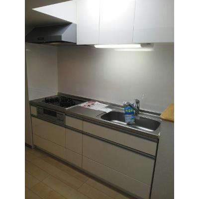 ラフレシール三島 203【管理NO：1-016898301-02030】 ★家具家電は申し込み後に搬入します 2026年07月中旬入居可能の物件写真3
