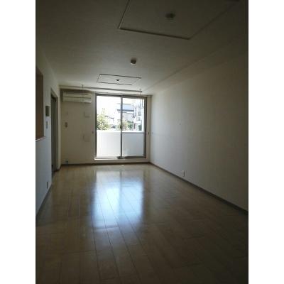 ラフレシール三島 105【管理NO：1-016898301-01040】 ★家具家電は申し込み後に搬入します 2026年07月下旬入居可能の物件写真2