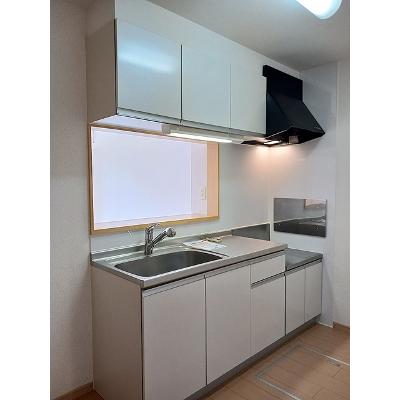 ルーナクレシェンテ 101【管理NO：1-016421401-01010】 ★家具家電は申し込み後に搬入しますの物件写真3