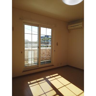 グランツみしま 205【管理NO：1-014575601-02040】 ★家具家電は申し込み後に搬入します 2026年08月中旬入居可能の物件写真2