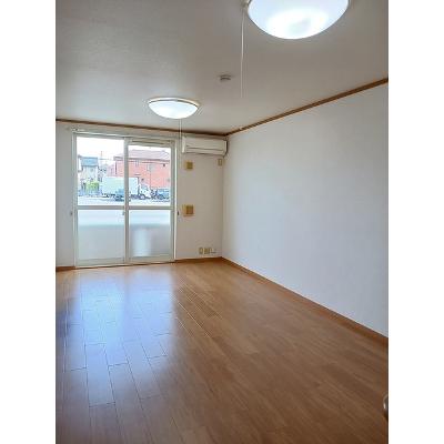 プラシード 102【管理NO：1-013110201-01020】 ★家具家電は申し込み後に搬入します 2026年07月下旬入居可能の物件写真2