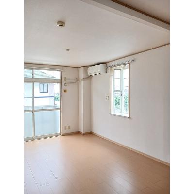 コーポパークサイド 202【管理NO：1-004076001-02020】 ★家具家電は申し込み後に搬入しますの物件写真2