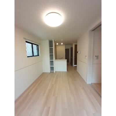 リヴェールパレス 103【管理NO：1-027520501-01030】 ★家具家電は申し込み後に搬入しますの物件写真2