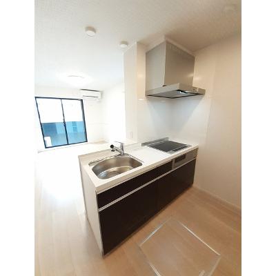 リヴェールパレス 103【管理NO：1-027520501-01030】 ★家具家電は申し込み後に搬入しますの物件写真3