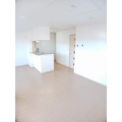 メゾン　りら　Ｂ 101【管理NO：1-016013002-01010】 ★家具家電は申し込み後に搬入します 2026年07月中旬入居可能の物件写真2
