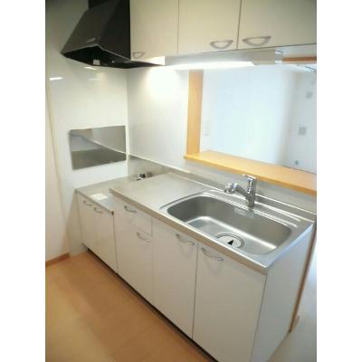 サニー　フォレスト 203【管理NO：1-014846001-02030】 ★家具家電は申し込み後に搬入します 2026年08月上旬入居可能の物件写真3