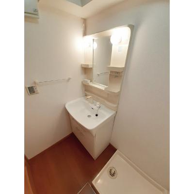 アレーナ 103【管理NO：1-013554701-01030】 ★家具家電は申し込み後に搬入します★の物件写真6