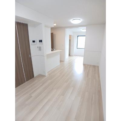ヒカルサ豊橋東岩田ノース 102【管理NO：1-028621001-01020】 ★家具家電は申し込み後に搬入します★の物件写真2