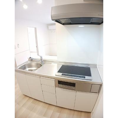 サンレジデンス 206【管理NO：1-028406001-02050】 ★家具家電は申し込み後に搬入しますの物件写真3