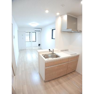 エムアンドエフ 105【管理NO：1-028375301-01040】 ★家具家電は申し込み後に搬入しますの物件写真2