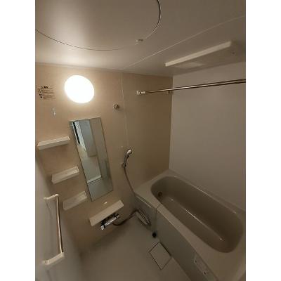 フロレゾン 102【管理NO：1-026799101-01020】 ★家具家電は申し込み後に搬入しますの物件写真4