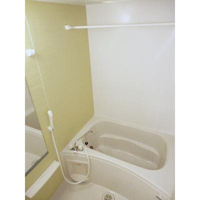 アイランド花月　Ⅱ 103【管理NO：1-018846301-01030】 ★家具家電は申し込み後に搬入します★の物件写真4