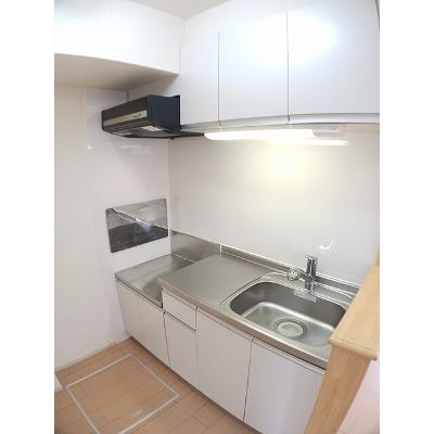 ボヌール森岡参番館 101【管理NO：1-017999801-01010】 ★家具家電は申し込み後に搬入しますの物件写真3