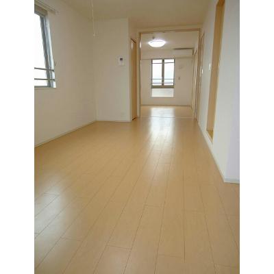 セピアージュ 302【管理NO：1-017551301-03020】 ★家具家電は申し込み後に搬入します★の物件写真2