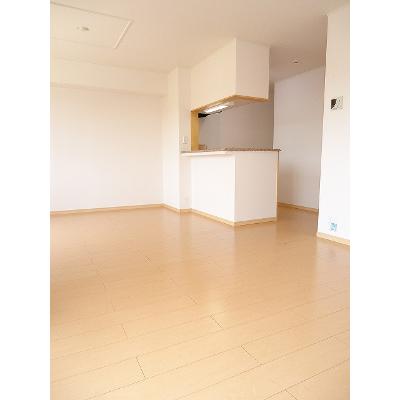 メゾン　りら　Ｂ 103【管理NO：1-016013002-01030】 ★家具家電は申し込み後に搬入しますの物件写真2
