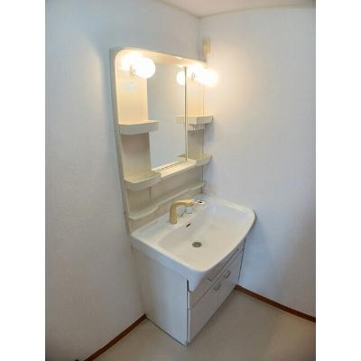 宇塚ハイツ 201【管理NO：1-013966301-02010】 ★家具家電は申し込み後に搬入しますの物件写真6