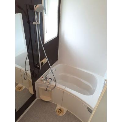 グリーン・パーク　Ｂ 203【管理NO：1-012272502-02030】 ★家具家電は申し込み後に搬入します★の物件写真4