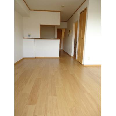 ロイヤル　イースト 208【管理NO：1-011842101-02070】 ★家具家電は申し込み後に搬入します★の物件写真2