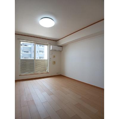 イーストパレス６・１ 206【管理NO：1-013059201-02050】 ★家具家電は申し込み後に搬入しますの物件写真2
