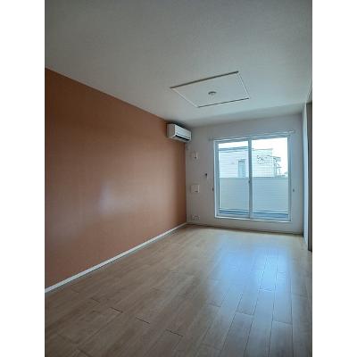 ラ　カサ　プリマベーラ 205【管理NO：1-021356201-02040】 ★家具家電は申し込み後に搬入しますの物件写真2