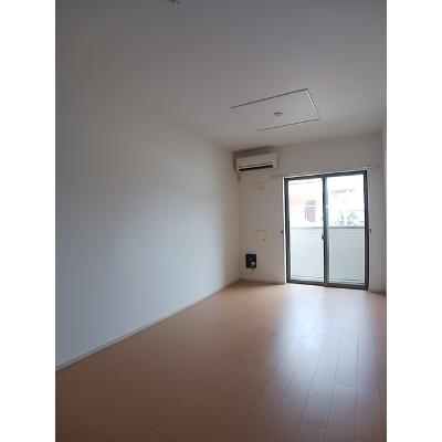 プラネット 102【管理NO：1-019947001-01020】 ★家具家電は申し込み後に搬入します 2026年07月下旬入居可能の物件写真2