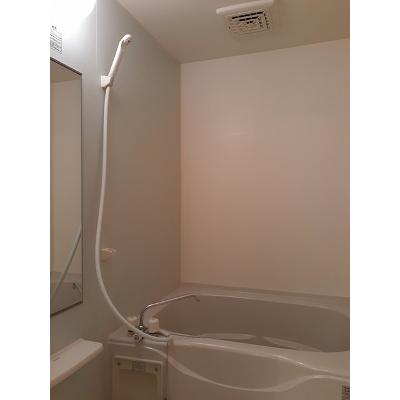 ノイソレイユ 103【管理NO：1-015321601-01030】 ★家具家電は申し込み後に搬入します★の物件写真4