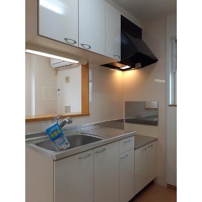 apartment 愛知県蒲郡市神明町１１－１５ 

↓地図はこちらから