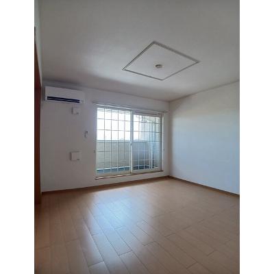 カーサ・モデルノ 202【管理NO：1-014663501-02020】 ★家具家電は申し込み後に搬入しますの物件写真2