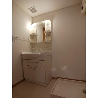 リバーサイドピアッツァＡ 102【管理NO：1-014526801-01020】 ★家具家電は申し込み後に搬入しますの物件写真6