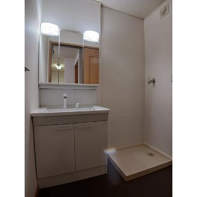 プリムローズＡ 102【管理NO：1-014285401-01020】 ★家具家電は申し込み後に搬入しますの物件写真6
