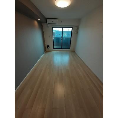 グランシュテル 305【管理NO：1-027455901-03040】 ★家具家電は申し込み後に搬入します★の物件写真2