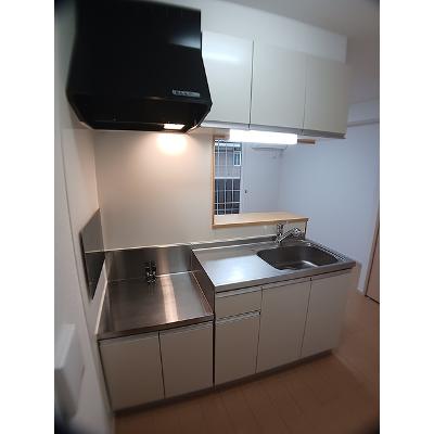 セイバリー　Ⅱ 201【管理NO：1-017094802-02010】 ★家具家電は申し込み後に搬入します★の物件写真3