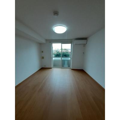シャルマン 102【管理NO：1-013607401-01020】 ★家具家電は申し込み後に搬入します 2026年07月中旬入居可能の物件写真2