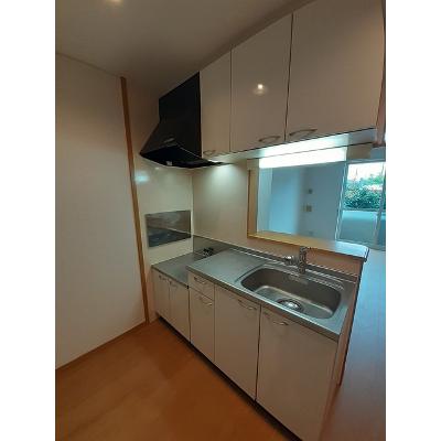 シャルマン 102【管理NO：1-013607401-01020】 ★家具家電は申し込み後に搬入します 2026年07月中旬入居可能の物件写真3