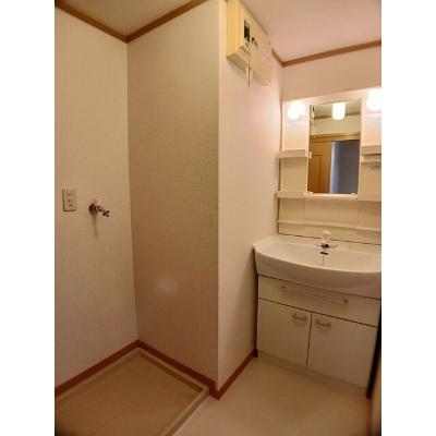 フレーシュ 201【管理NO：1-012438001-02010】 ★家具家電は申し込み後に搬入しますの物件写真6