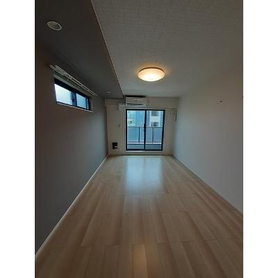 グランシュテル 201【管理NO：1-027455901-02010】 ★家具家電は申し込み後に搬入します★の物件写真2