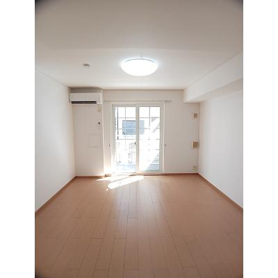 エスパース　彩華Ａ 102【管理NO：1-014423801-01020】 ★家具家電は申し込み後に搬入します★の物件写真2