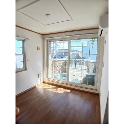 クレストールＡ 201【管理NO：1-012570001-02010】 ★家具家電は申し込み後に搬入します★の物件写真2