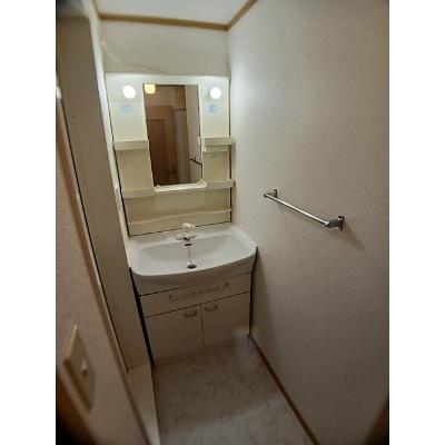 トレステージ華 102【管理NO：1-012493501-01020】 ★家具家電は申し込み後に搬入しますの物件写真6