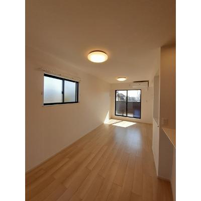 ディセントラ一色 203【管理NO：1-027237801-02030】 ★家具家電は申し込み後に搬入しますの物件写真2