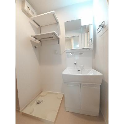 サン・グレイスⅢ 105【管理NO：1-026325301-01040】 ★家具家電は申し込み後に搬入しますの物件写真6