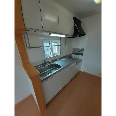 ラ・カーサ 201【管理NO：1-016149301-02010】 ★家具家電は申し込み後に搬入します★の物件写真3